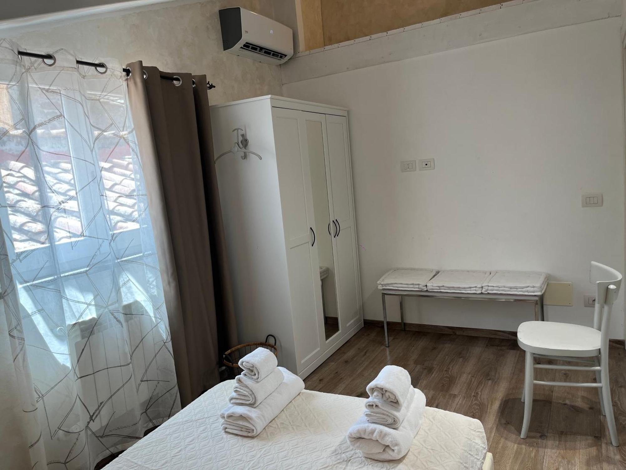 ויטרבו Domus Tuscia Apartments San Faustino Guesthouse מראה חיצוני תמונה